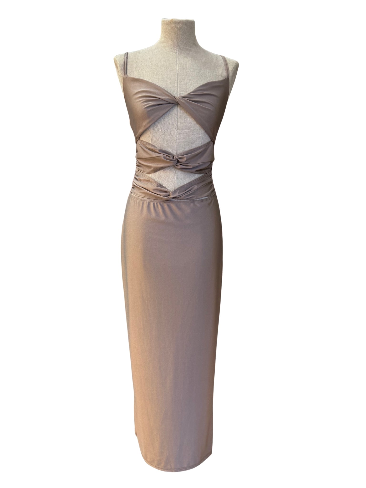 Vestido Midi Cut Out – Color Taupe