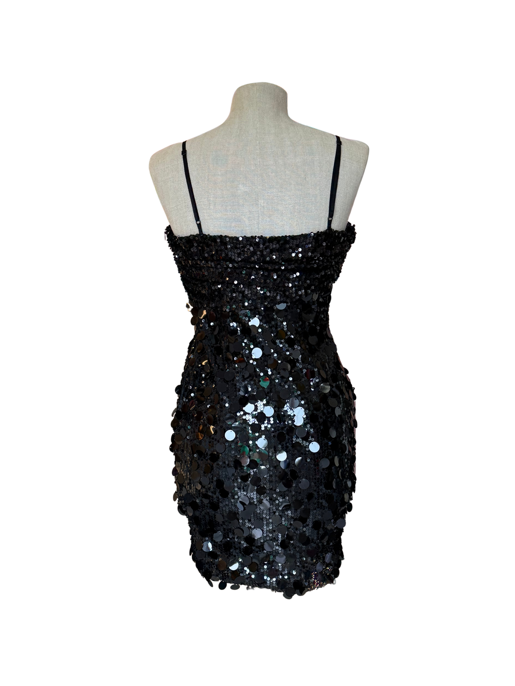 Vestido Mini Negro con Lentejuelas – Elegancia y Glamour 🖤✨