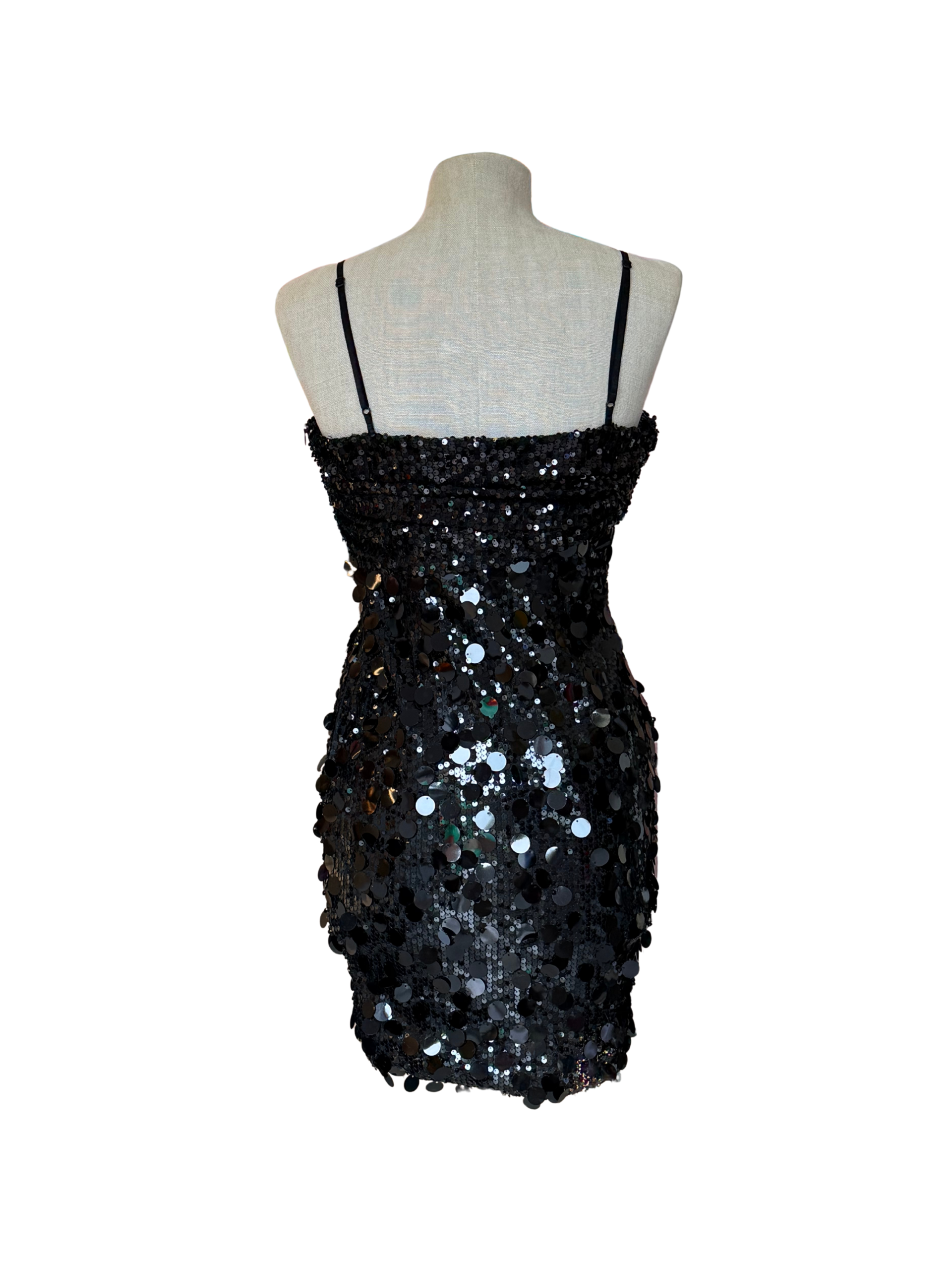 Vestido Mini Negro con Lentejuelas – Elegancia y Glamour 🖤✨