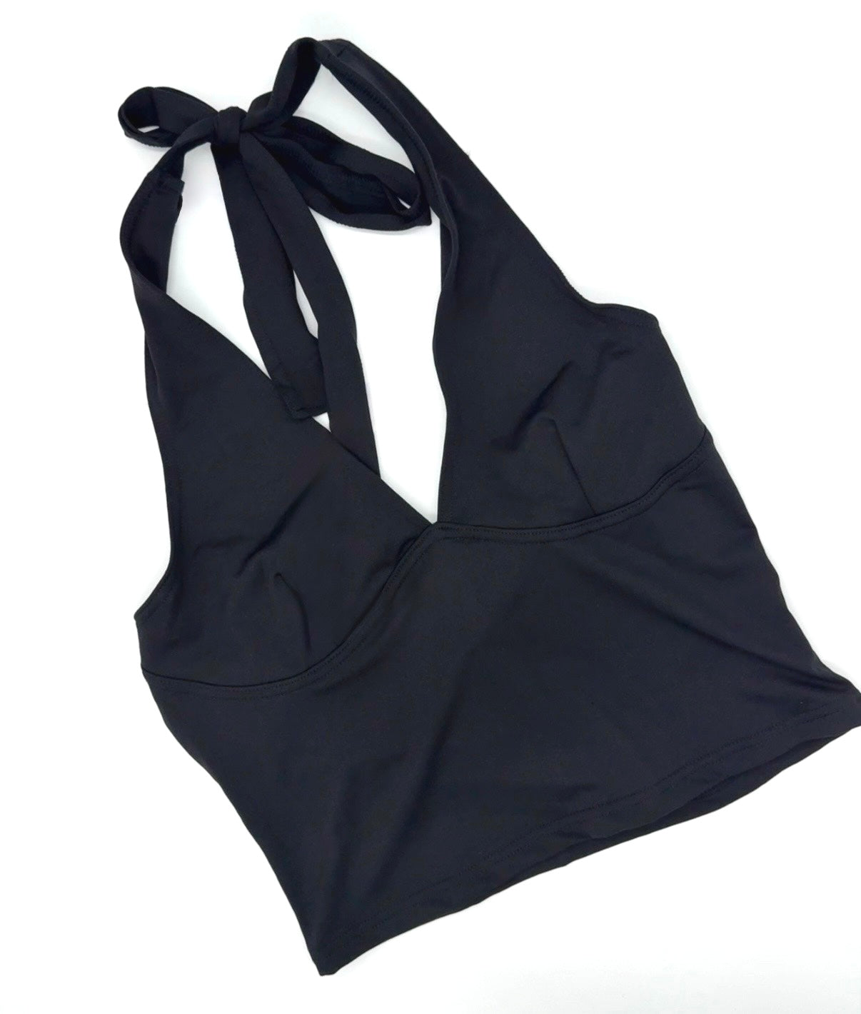 Blusa Halter Negra – Estilo Elegante y Versátil 🖤✨