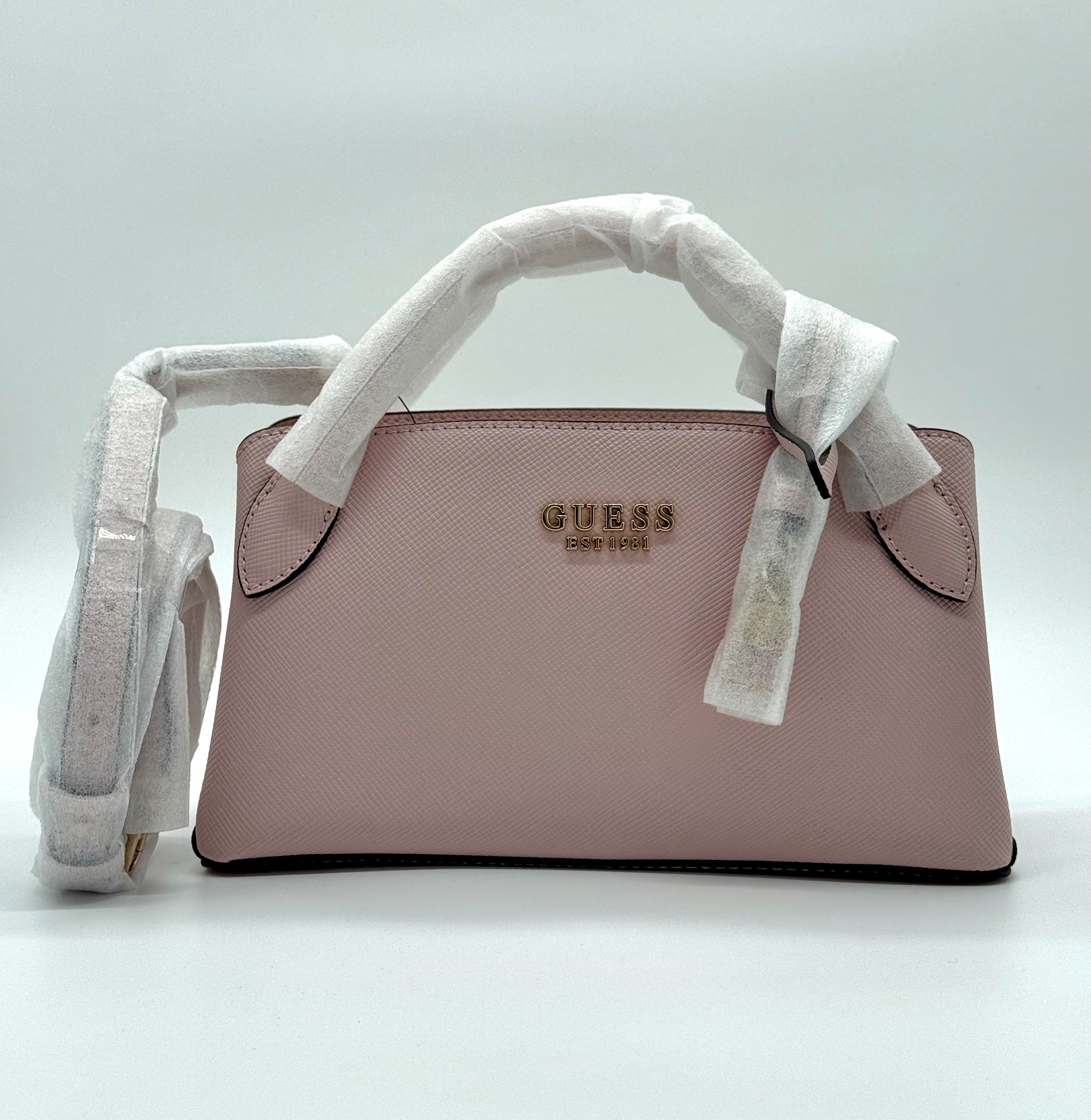 Bolso Guess Light Rose – Elegancia Suave para tu Día a Día