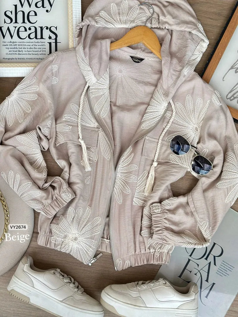 Chaqueta Bordada Floral